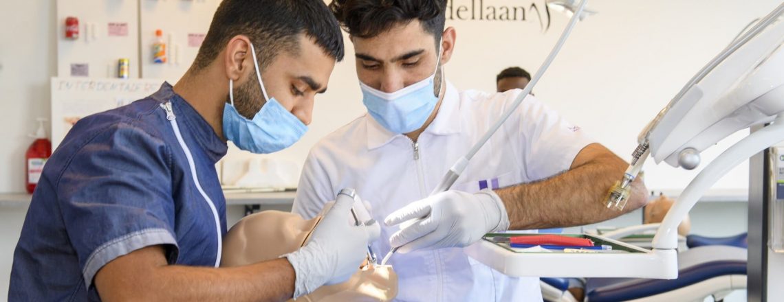 Gezondheidszorg tandarts student en docent