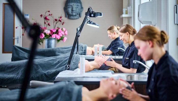 studenten-schoonheidsverzorging-beauty-college-juni-2025-corne4